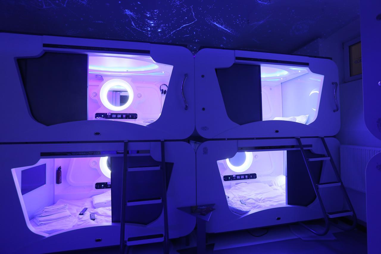 Subspace Hostel Zagreb Ngoại thất bức ảnh