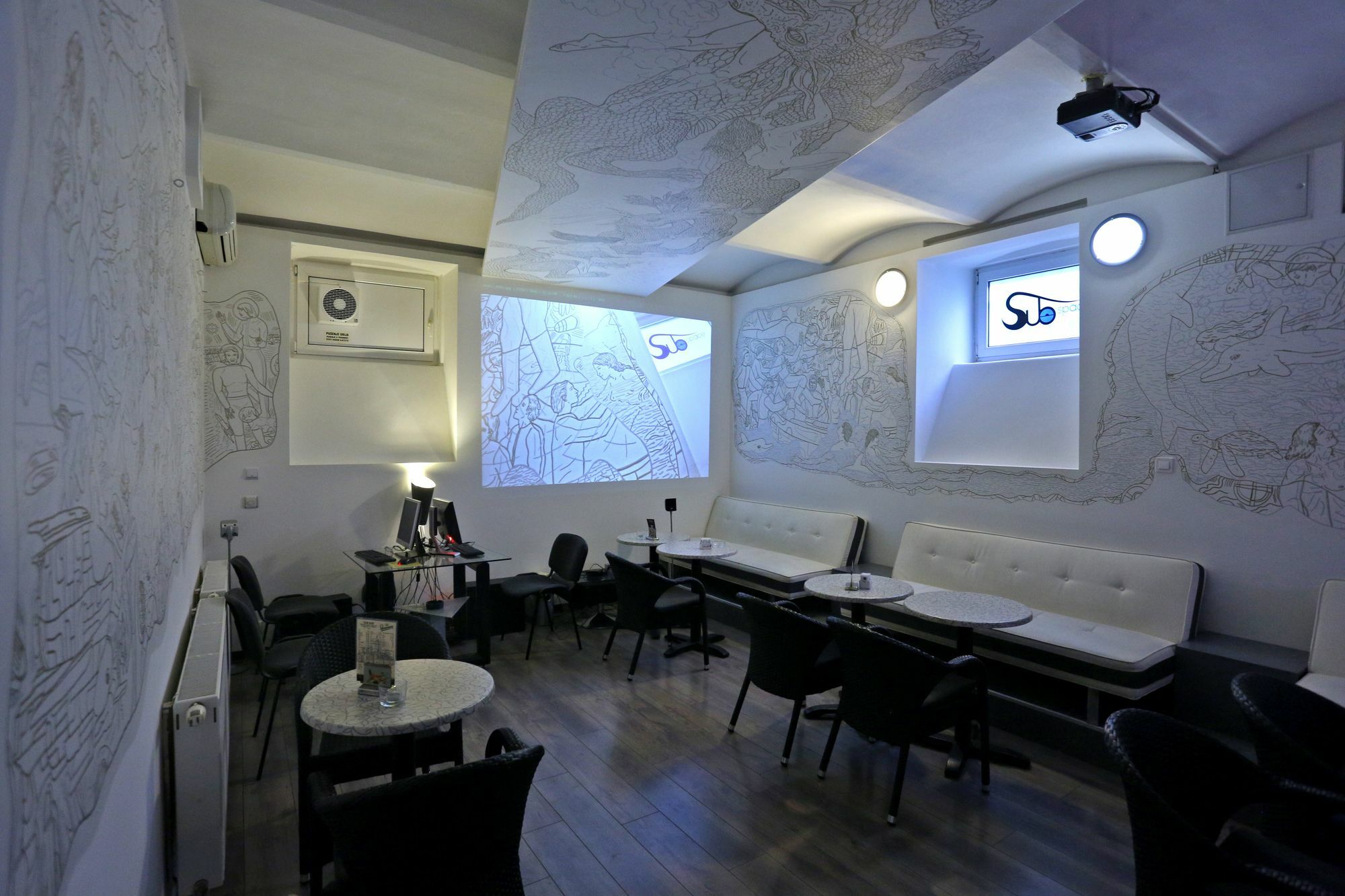 Subspace Hostel Zagreb Ngoại thất bức ảnh