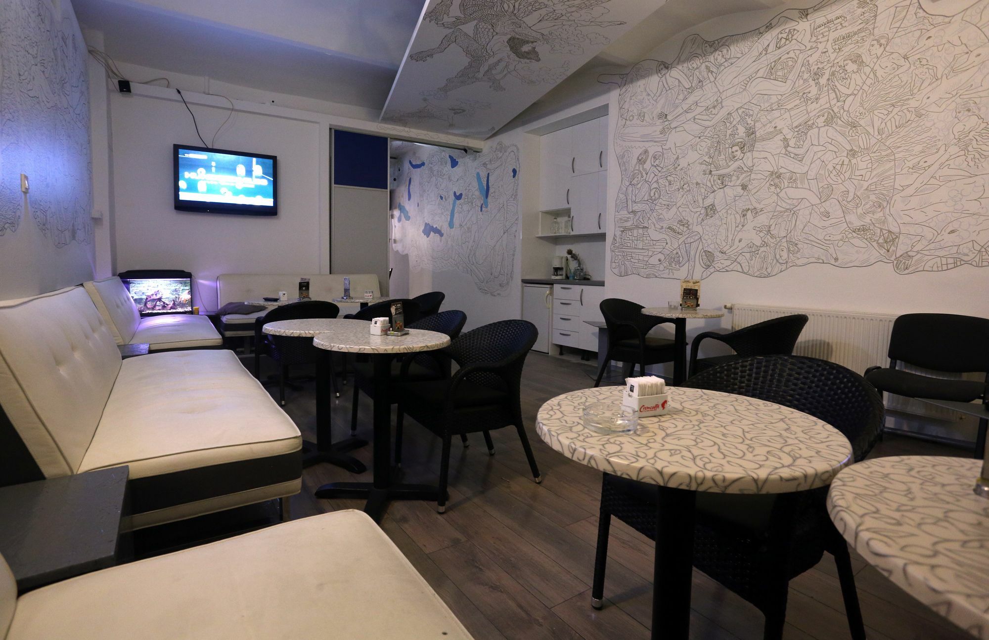 Subspace Hostel Zagreb Ngoại thất bức ảnh